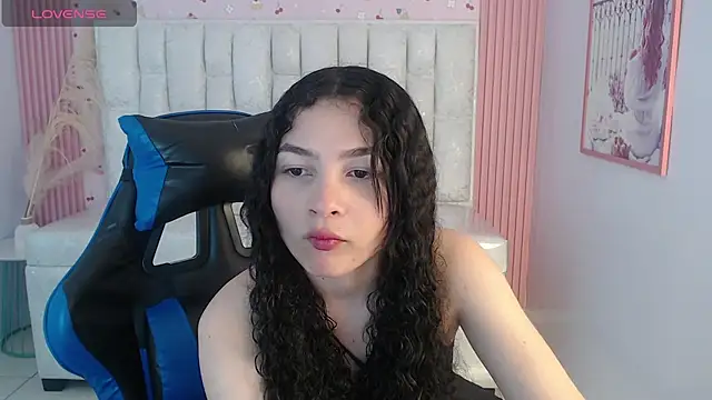 shalon diaz s online show from October 13, 8:11 pm