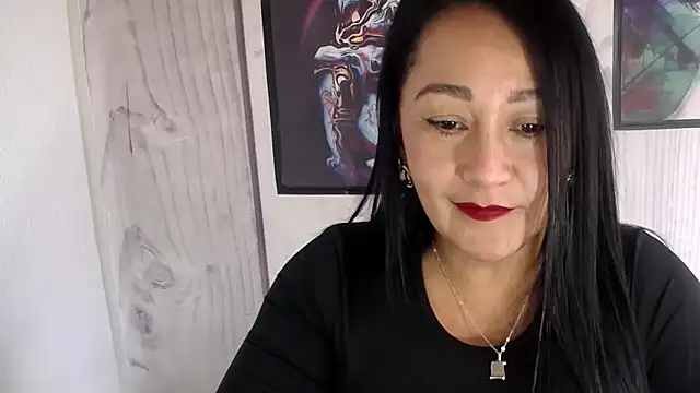 JULIANAWET69 online show from November 22, 6:32 pm