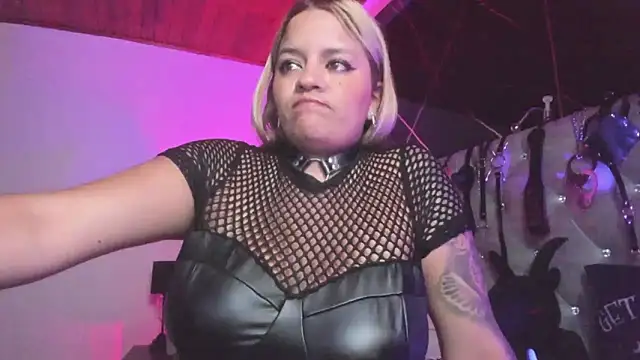 victoria  floyd online show from November 15, 1:17 am