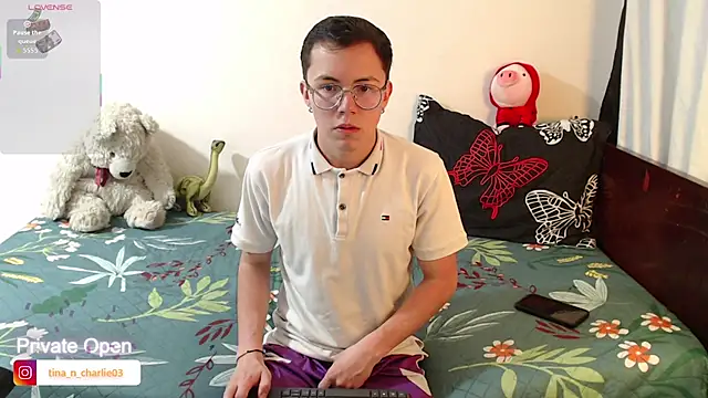 Tina 4 Charlie online show from October 13, 2:20 pm