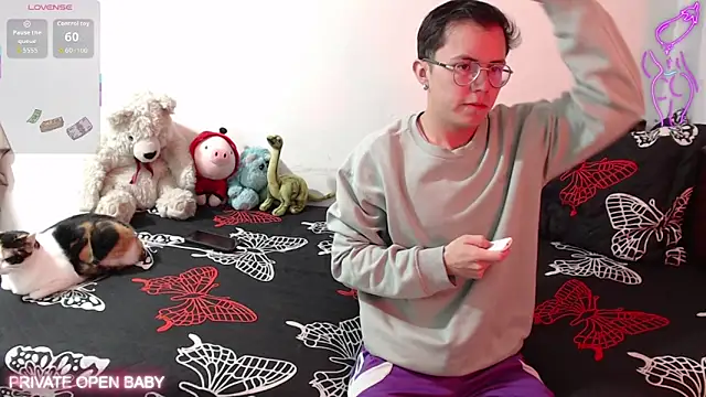 Tina 4 Charlie online show from October 21, 12:09 pm