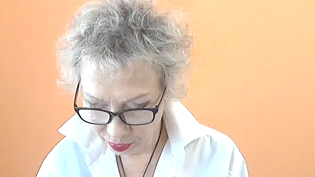 Snapshot of NessyJenixs chatting on October 12, 7:44 am NessyJenixs online show from October 12, 7:44 am