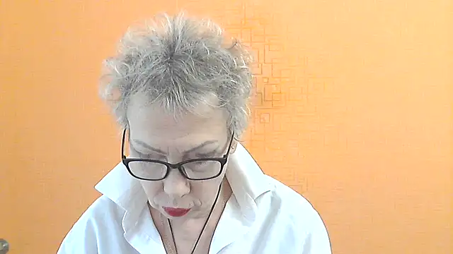 NessyJenixs online show from November 23, 7:21 am