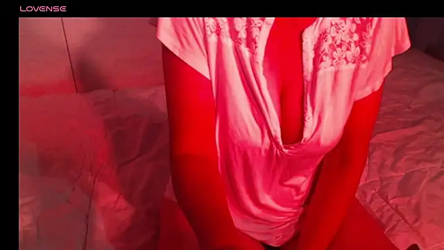 sweetchani666 online show from July 12, 6:47 am