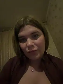 ella zzz online show from May 10, 8:55 pm