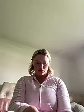 blissdimicco online show from March 23, 10:43 am