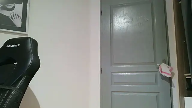 serena  vedette online show from February 6, 1:47 pm