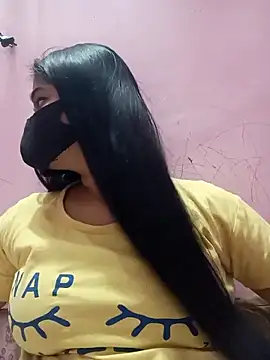 Simran-001 online show from December 17, 1:15 pm