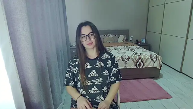 singletrouble online show from March 22, 8:42 am