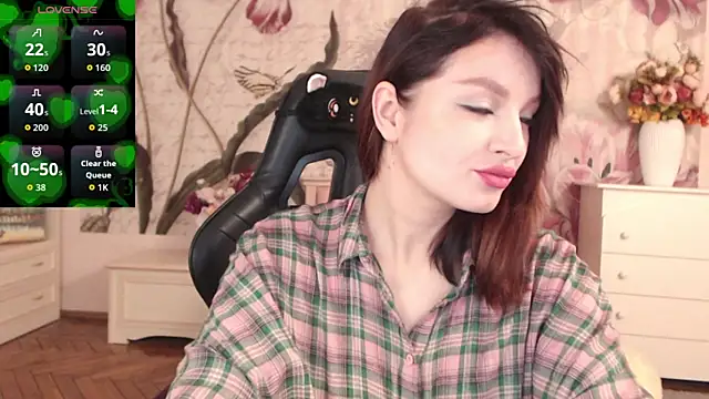 BritneyBarker online show from November 3, 1:20 am