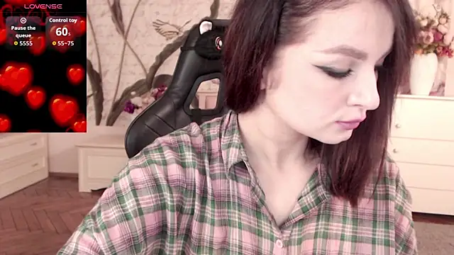 BritneyBarker online show from November 12, 10:08 pm