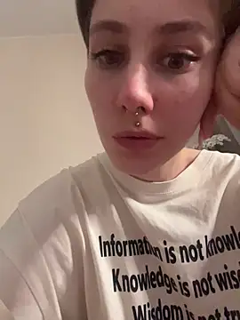 Molli Luv online show from November 21, 1:18 am