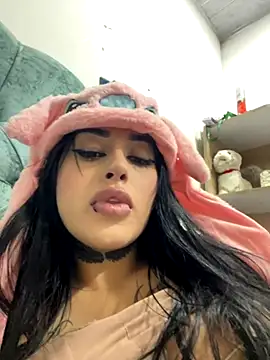 Girl milk7 online show from October 23, 6:30 am