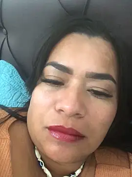 indiazinha69  online show from January 31, 7:23 pm