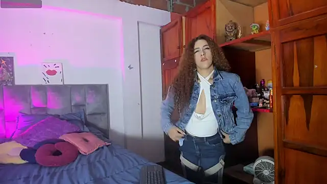 Isangel  online show from October 12, 11:51 pm