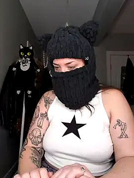 goblingirl888 online show from October 30, 6:16 am