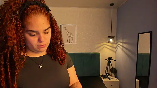 ninna curly online show from September 19, 9:25 pm