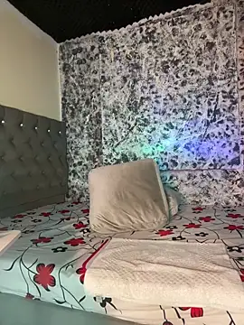 alexa cf online show from December 20, 10:30 am