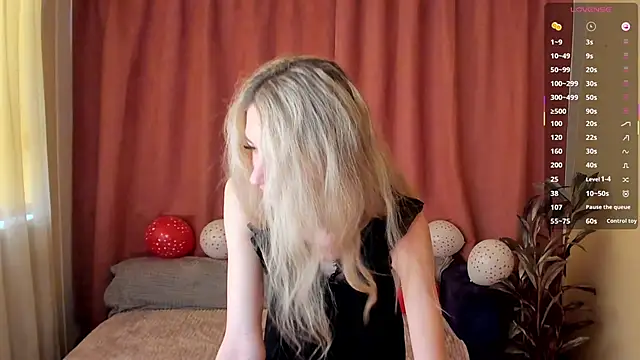 skinnyladyy online show from March 12, 2:58 am