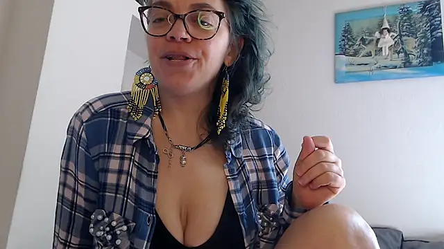 Ju-Hot online show from March 29, 1:43 pm