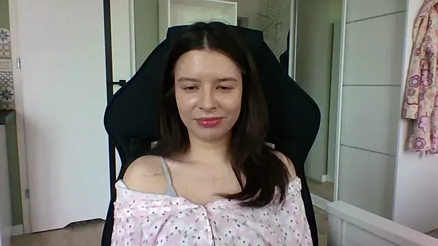 LariceSexy online show from April 2, 1:41 pm