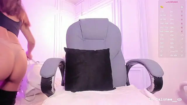 Salome  evans online show from October 12, 12:51 pm