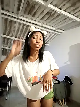 Zaira Rose  online show from March 25, 2:06 am