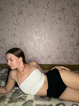 Arielle Swan online show from September 24, 2:27 pm