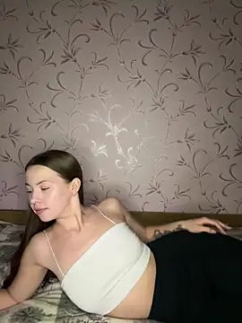 Arielle Swan online show from February 1, 3:22 pm