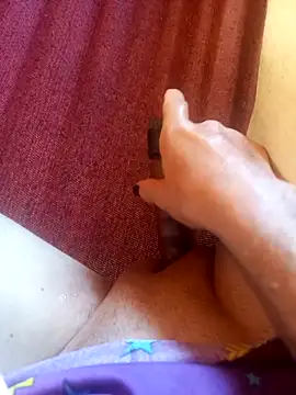 baixinhainsaciavel23 online show from April 16, 3:44 pm