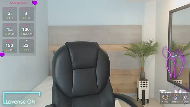 brendathompson  online show from October 21, 2:04 am