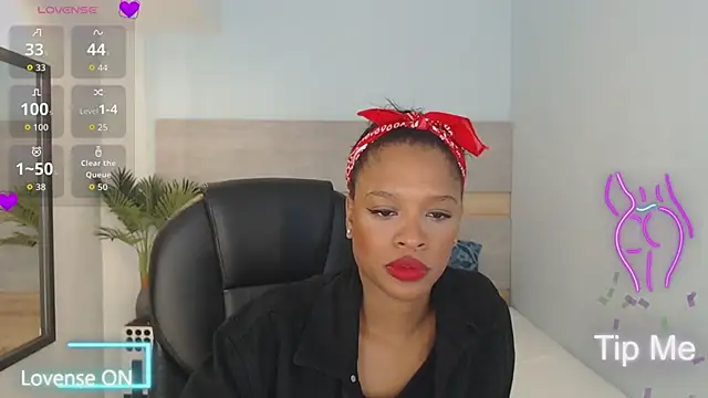 brendathompson  online show from October 2, 1:32 am