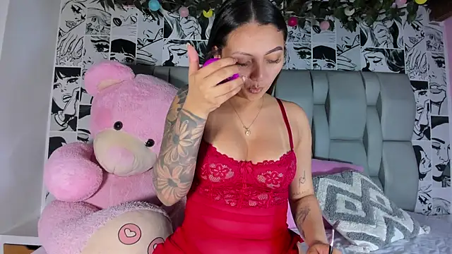 LucyRosse online show from June 2, 11:11 am