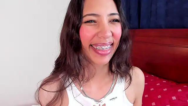 Miss veronicaa2 online show from November 7, 1:49 pm