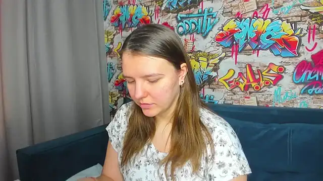 Jenny Jimmy online show from April 10, 9:26 am