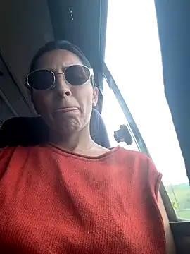 Sofiadelacruz online show from September 13, 5:43 pm