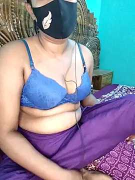 Snapshot of monekhan123 chatting on September 9, 4:29 pm monekhan123 online show from September 9, 4:29 pm