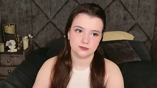 Pauline Heaven online show from November 26, 5:52 am