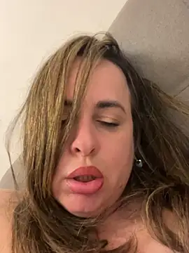 laarti online show from March 6, 9:32 pm