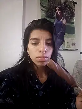 Snapshot of Ariell_Kieran chatting on October 6, 1:11 am Ariell Kieran online show from October 6, 1:11 am