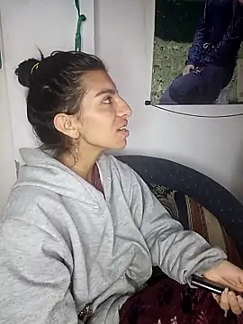 Snapshot of Ariell_Kieran chatting on October 17, 5:21 am Ariell Kieran online show from October 17, 5:21 am