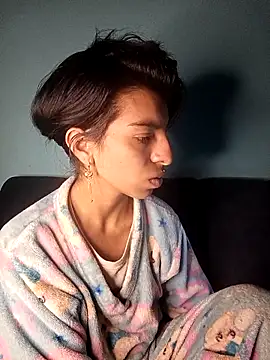 Ariell Kieran online show from November 22, 3:09 am