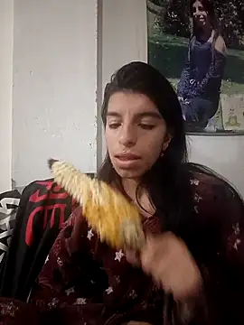 Snapshot of Ariell_Kieran chatting on September 27, 9:44 pm Ariell Kieran online show from September 27, 9:44 pm