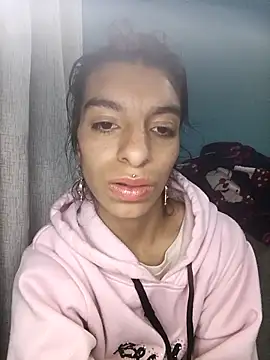 Snapshot of Ariell_Kieran chatting on September 19, 11:15 pm Ariell Kieran online show from September 19, 11:15 pm
