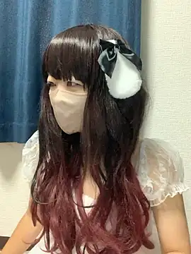 Snapshot of PINO_pino_01 chatting on October 4, 10:58 pm PINO pino 01 online show from October 4, 10:58 pm