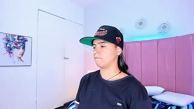 Liiam smith  online show from October 16, 1:47 pm