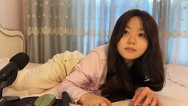 nanaliu6 online show from November 11, 2:18 am