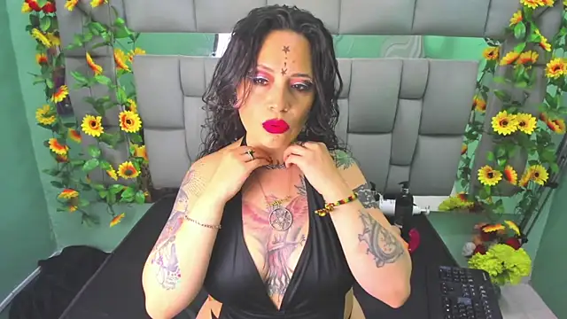 Fenix Lilith online show from October 3, 3:39 pm