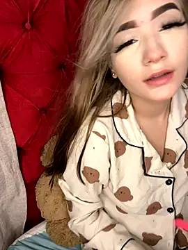 akirahattori online show from October 9, 6:12 pm