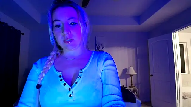 kaliii jones online show from April 12, 4:04 am